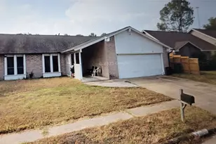 8419 Windell Ln, Houston, TX 77040 - Photo 3