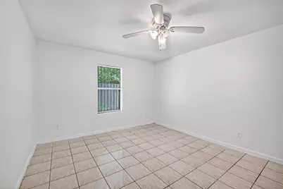 7200 Clarewood Drive #1904, Houston, TX 77036 - Photo 15