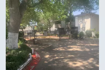7200 Clarewood Drive #1904, Houston, TX 77036 - Photo 13
