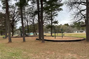 11595 Persimmon St, Willis, TX 77318 - Photo 15