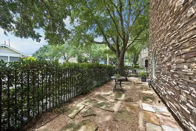 402 Roy Street, Houston, TX 77007 - Photo 5