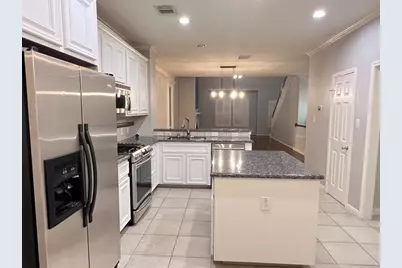 2905 W Dallas Street, Houston, TX 77019 - Photo 3