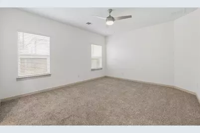 12515 Newport Arch Lane, Houston, TX 77047 - Photo 19