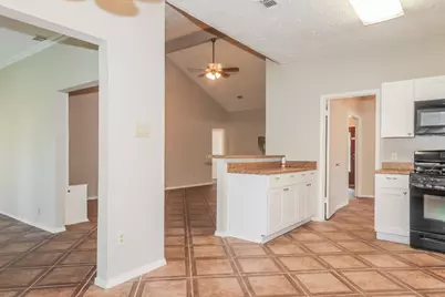 17214 Thorhill Street, Spring, TX 77379 - Photo 5