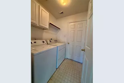 805 N Belle Drive, Angleton, TX 77515 - Photo 9