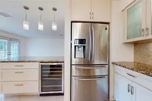 1915 Ashford Hollow Ln, Houston, TX 77077 - Photo 11