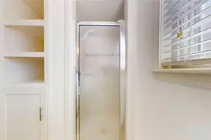 1915 Ashford Hollow Ln, Houston, TX 77077 - Photo 31