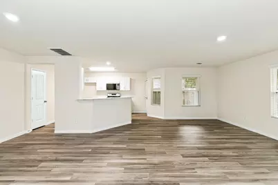 10015 Piave Drive, Houston, TX 77044 - Photo 3