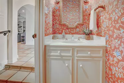 44 Crestwood Circle, Sugar Land, TX 77478 - Photo 11