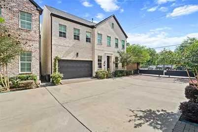 10902 Grove Tree Lane, Houston, TX 77043 - Photo 33