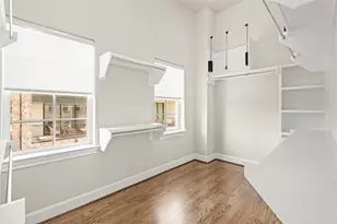 10902 Grove Tree Ln, Houston, TX 77043 - Photo 31