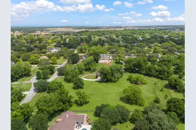 5326 Harris Woods Trace, Fulshear, TX 77441 - Photo 9