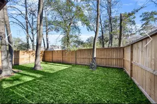 99 April Wind Dr N, Conroe, TX 77356 - Photo 21