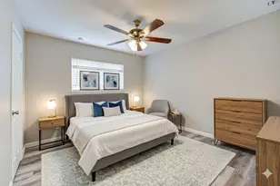 6430 Pirtlewood Cir, Houston, TX 77088 - Photo 11