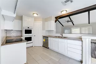 6430 Pirtlewood Cir, Houston, TX 77088 - Photo 27