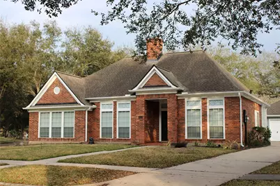 1911 Hidden Cove Court, League City, TX 77573 - Photo 1