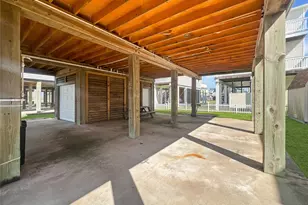 81 Santar Loop, Surfside Beach, TX 77541 - Photo 3