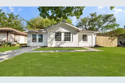 900 Largo Street, Baytown, TX 77520 - Photo 1