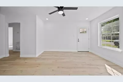 900 Largo Street, Baytown, TX 77520 - Photo 19