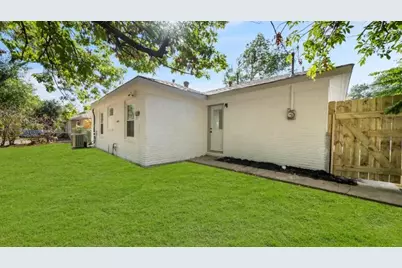 900 Largo Street, Baytown, TX 77520 - Photo 21