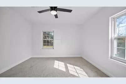 900 Largo Street, Baytown, TX 77520 - Photo 5