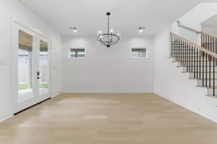 1005 Walton St, Houston, TX 77009 - Photo 9