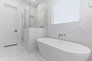 1005 Walton St, Houston, TX 77009 - Photo 19