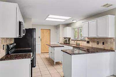 1418 Green Tree Drive, Tomball, TX 77375 - Photo 15