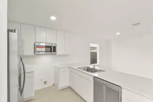 12403 Mountain Daisy Rd, Houston, TX 77038 - Photo 17