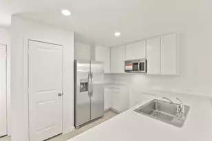 12403 Mountain Daisy Rd, Houston, TX 77038 - Photo 15