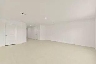 12403 Mountain Daisy Rd, Houston, TX 77038 - Photo 9