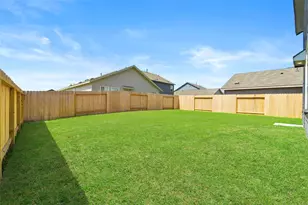 12403 Mountain Daisy Rd, Houston, TX 77038 - Photo 39