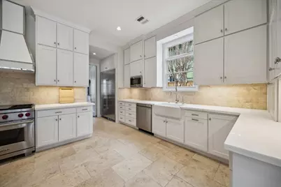 3738 Wickersham Ln, Houston, TX 77027 - Photo 13