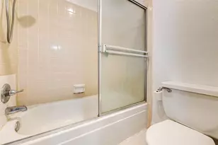 3915 Tanglewilde St, Houston, TX 77063 - Photo 13