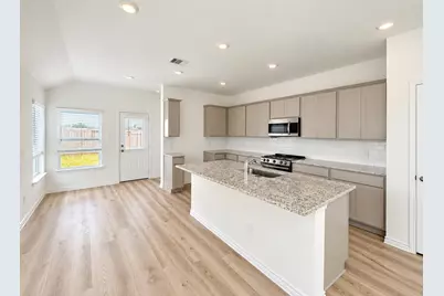 509 Oak Chase Avenue, Dayton, TX 77535 - Photo 11