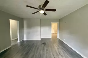 308 Bennett, West Columbia, TX 77486 - Photo 15