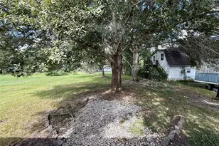 308 Bennett, West Columbia, TX 77486 - Photo 19