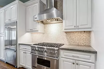 5214 Calle Cordoba Place, Houston, TX 77007 - Photo 17