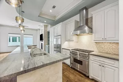5214 Calle Cordoba Place, Houston, TX 77007 - Photo 15