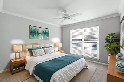 7535 Olympia Drive, Houston, TX 77063 - Photo 9