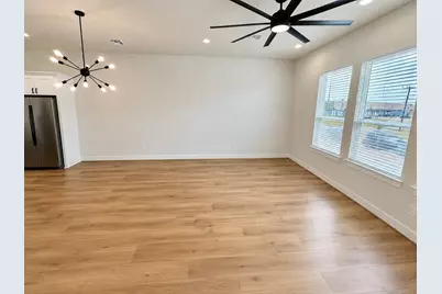1809 Brooks Street, Houston, TX 77026 - Photo 5