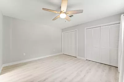 71 Hideaway Drive, Friendswood, TX 77546 - Photo 17