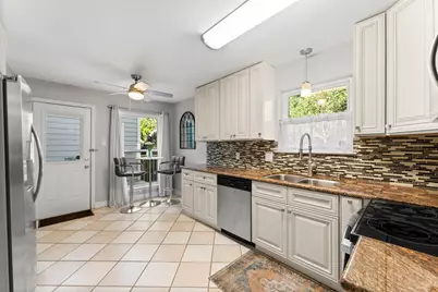 71 Hideaway Drive, Friendswood, TX 77546 - Photo 13
