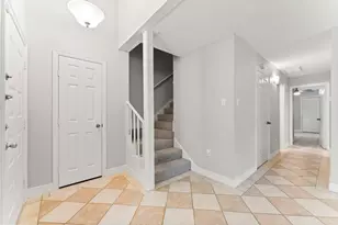 71 Hideaway Dr, Friendswood, TX 77546 - Photo 9