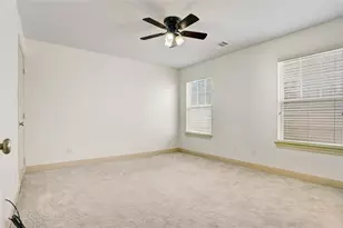 1834 Woodbend Village Ct, Houston, TX 77055 - Photo 23