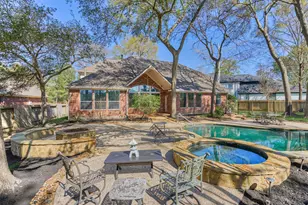 34 Pawprint Pl, The Woodlands, TX 77382 - Photo 39