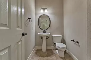 34 Pawprint Pl, The Woodlands, TX 77382 - Photo 19