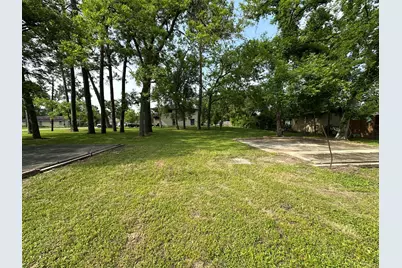 9208 Heatherside Street, Houston, TX 77016 - Photo 5