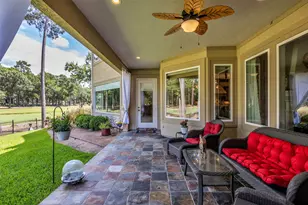 348 W Pines Dr, Montgomery, TX 77356 - Photo 17