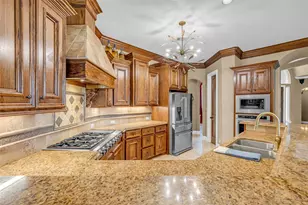 348 W Pines Dr, Montgomery, TX 77356 - Photo 5